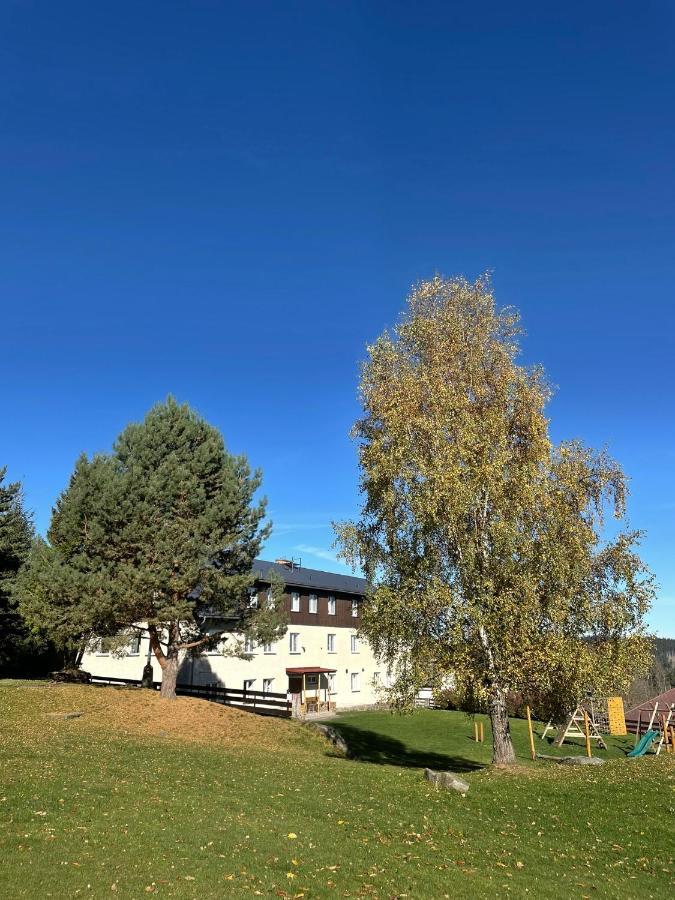 Hotel Rohanov Lhota nad Rohanovem Экстерьер фото